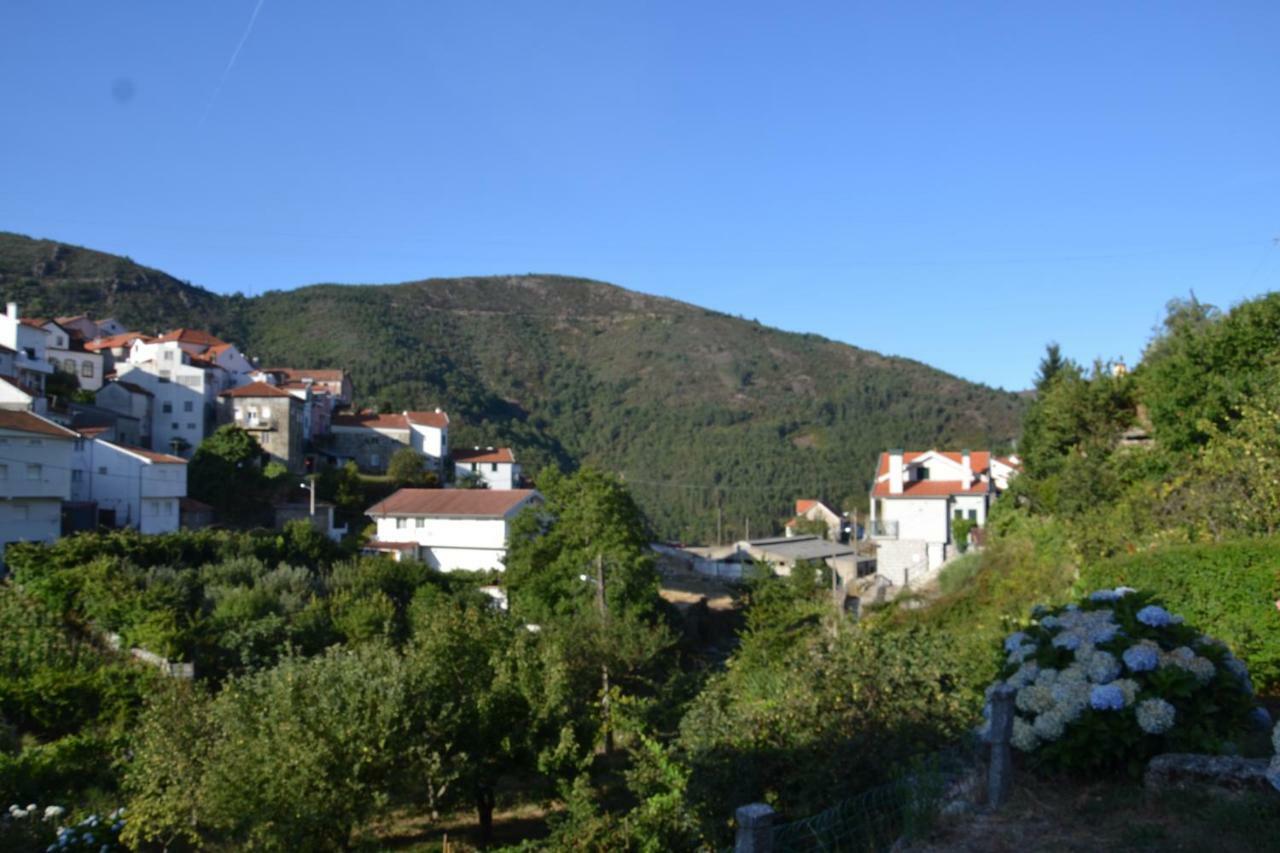 Casa Da Ponte Do Arrocho Villa Loriga Eksteriør billede