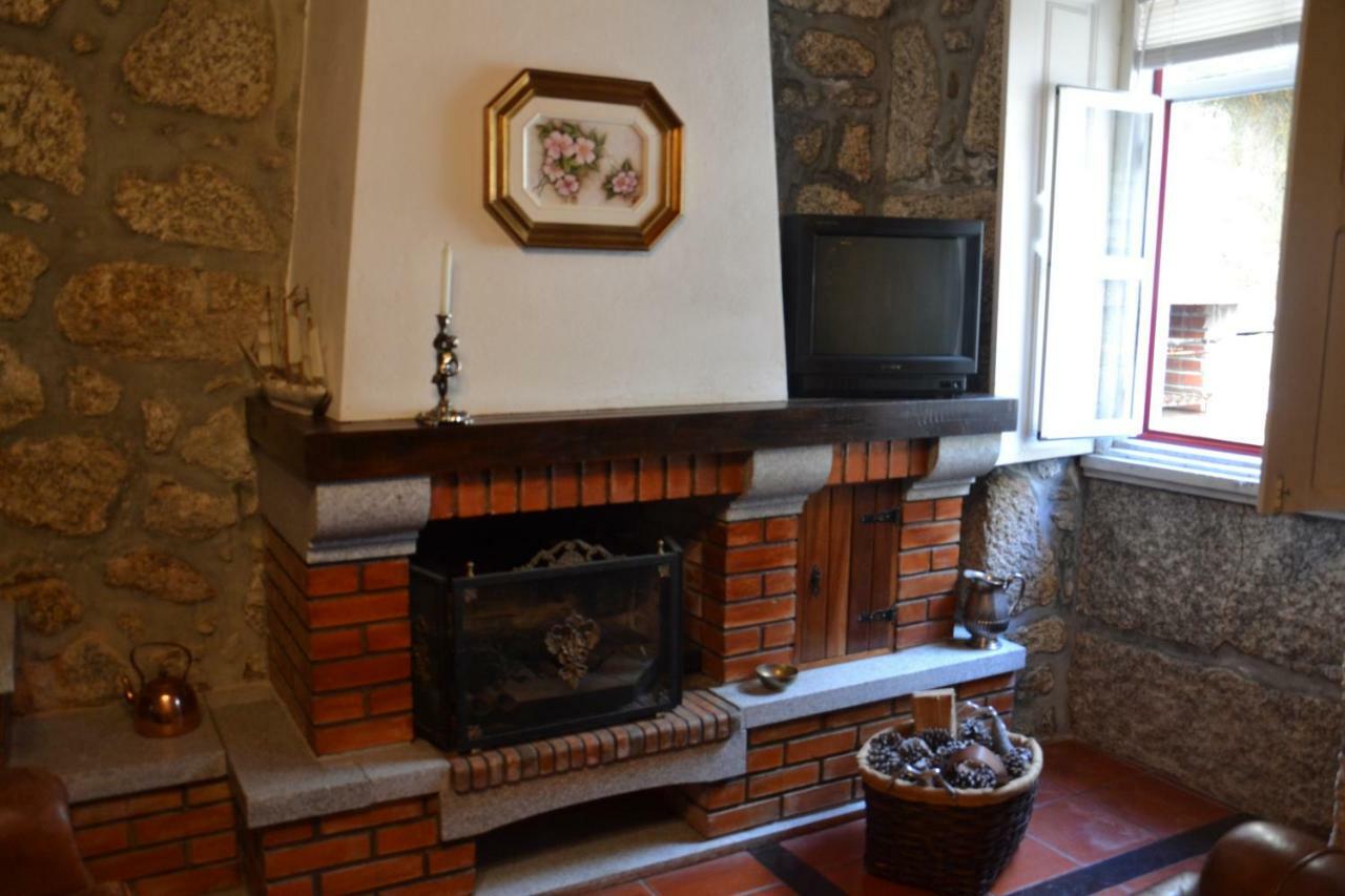 Casa Da Ponte Do Arrocho Villa Loriga Eksteriør billede
